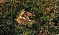 Completely naked Keris van Houten in the field