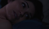 Naked Lela Loren in bed