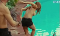 Sex with Elsa Pataky in the pool